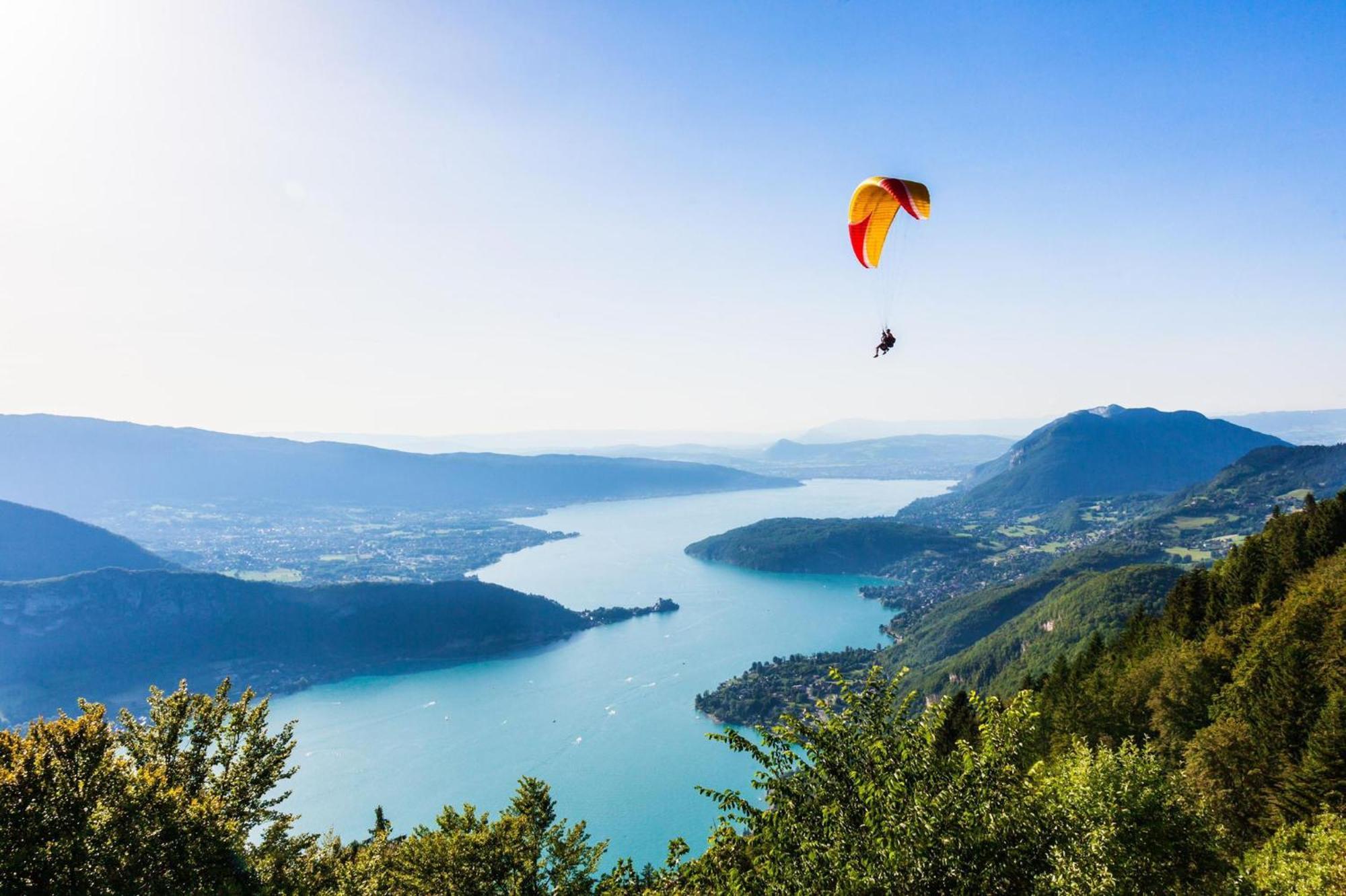 Woody 100M Du Lac Balcon Annecy Exterior photo